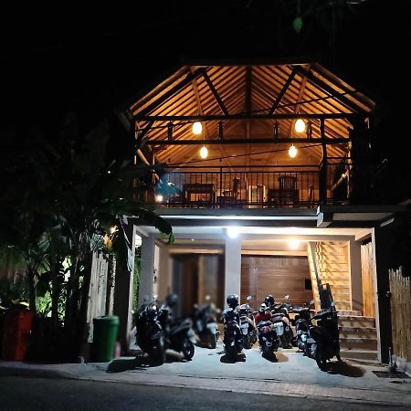 Happy Penida Hostel 2 Toyapakeh Exterior foto